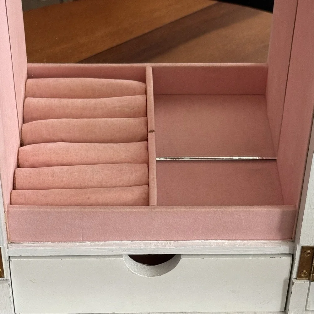 White Musical Jewelry Box with Pink Velvet Lining Mirror‎ Hooks Wood Velvet